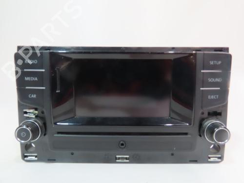 Used Radio VW GOLF VII (5G1, BQ1, BE1, BE2) 1.6 TDI (90 hp) 17372316