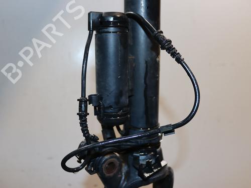 Used Right front shock absorber MERCEDES-BENZ GL-CLASS (X164) GL 450 CDI 4-matic (164.828) (306 hp) 30139952