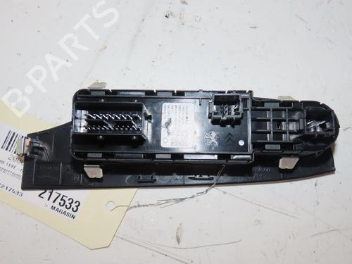 Used Left front window switch Left front window switch CITROËN GRAND C4 SPACETOURER (3A_, 3E_) 1.2 PureTech 130 (131 hp) 33744597 33744597
