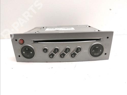 Used Radio RENAULT GRAND SCÉNIC II (JM0/1_) 1.9 dCi (JM14) (131 hp) 11999212