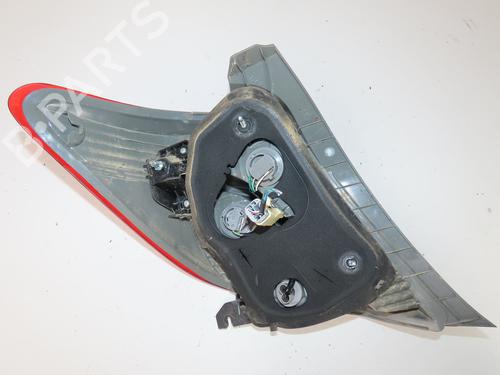 Used Right taillight TOYOTA YARIS (_P13_) 1.0 (KSP130_, KSP130) (69 hp) 27992998