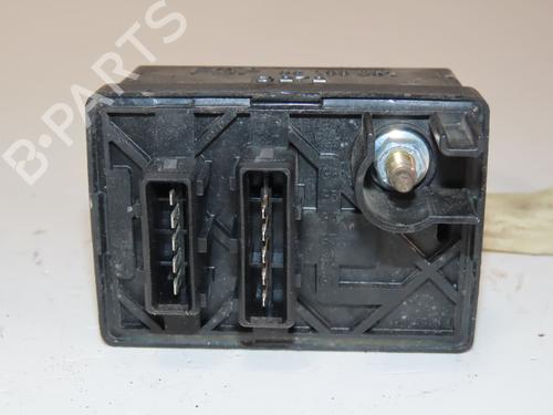 Used Electronic module Electronic module ALFA ROMEO 159 (939_) 1.9 JTDM 8V (939AXE1B, 939BXE1B, 939BXH1B) (115 hp) 25015334 25015334