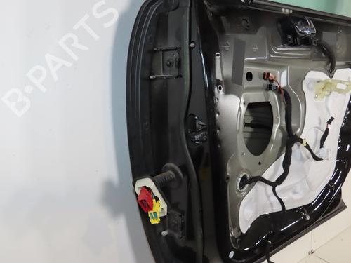 Used Right front door Right front door PEUGEOT 5008 (0U_, 0E_) 1.6 HDi (114 hp) 33478924 33478924