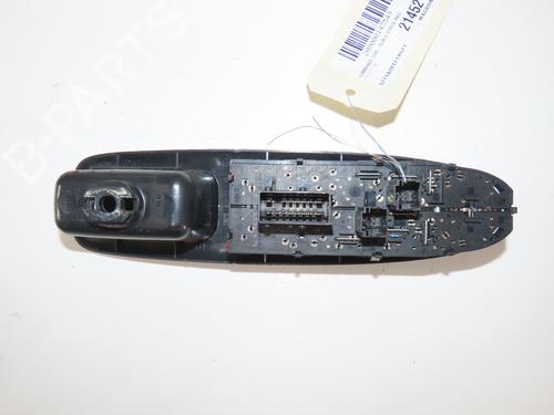 Used Left front window switch Left front window switch PEUGEOT 406 (8B) 2.0 HDI 110 (109 hp) 36054012 36054012
