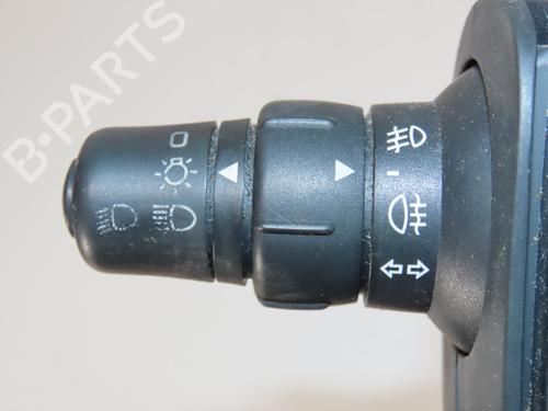 Used Headlight switch RENAULT CLIO III (BR0/1, CR0/1) 1.5 dCi (BR17, CR17) (86 hp) 30691175
