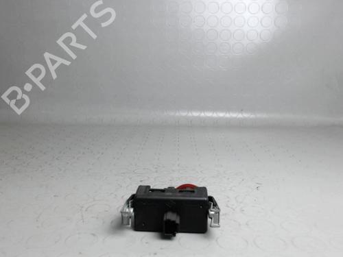 Used Warning switch RENAULT CLIO III (BR0/1, CR0/1) 1.5 dCi (C/BR0G, C/BR1G) (68 hp) 23161056