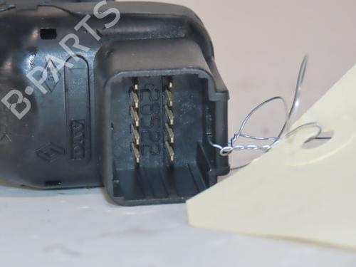 Used Mirror switch RENAULT CAPTUR I (J5_, H5_) 0.9 TCe 90 (90 hp) 30825184