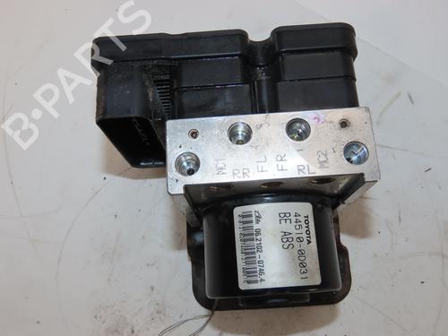 ABS Bremseaggregat ABS Bremseaggregat TOYOTA YARIS (_P9_) 1.3 VVT-i (SCP90_, SCP90R) (87 hp) 34498714 34498714