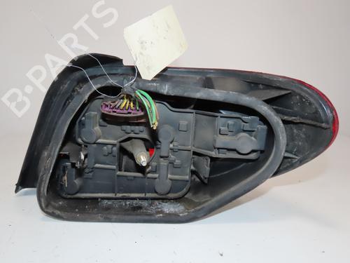 Used Left taillight CITROËN XSARA (N1) 1.4 HDi (68 hp) 32458404