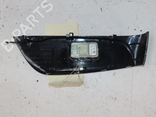 switch-mercedes-benz-e-class-w213-2016-34201195 main image