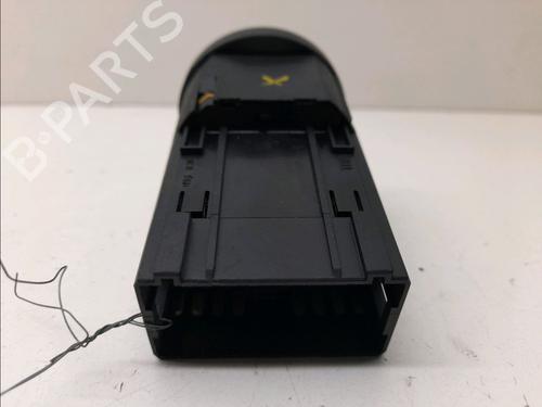 Used Headlight switch VW POLO (6N2) 1.4 TDI (75 hp) 9006514