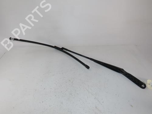 Used Front windshield wiper arm Front windshield wiper arm 36849809 36849809