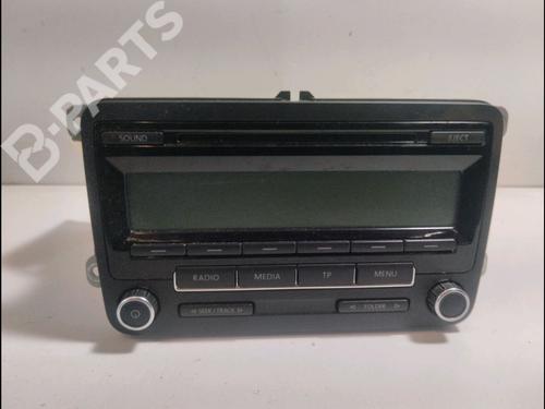 Used Radio VW TOURAN (1T3) 1.2 TSI (105 hp) 10685680