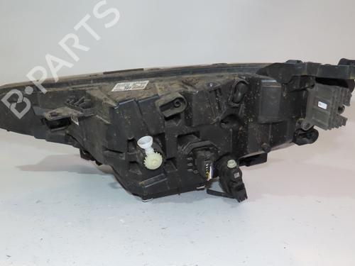 Right headlight RENAULT ARKANA I (LCM_, LDN_) 1.6 E-TECH 145 (LDMU) | BP29344759C29