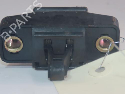Fechadura da mala RENAULT MEGANE I (BA0/1_) 1.6 e (BA0F, BA0S) (90 hp) 26197554