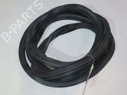 Gummiliste OPEL CORSA E (X15) 1.4 (08, 68) (90 hp) 26335920