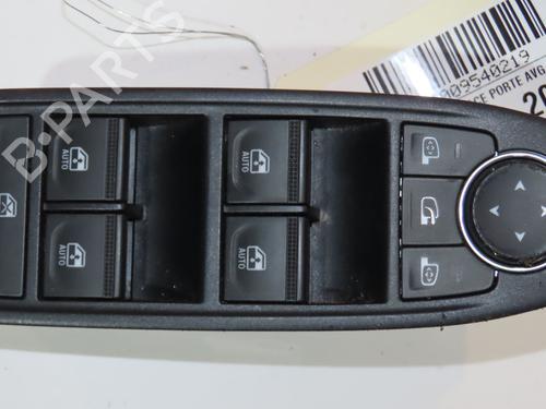 Left front window switch RENAULT ARKANA I (LCM_, LDN_) 1.6 E-TECH 145 (LDMU) | BP29344692I27 