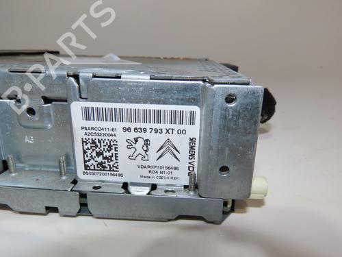 Used Radio PEUGEOT 207 (WA_, WC_) 1.4 HDi (68 hp) 20385708