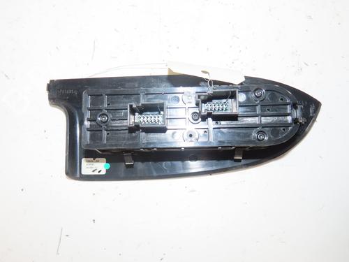 Used Left front window switch Left front window switch ALFA ROMEO GIULIETTA (940_) 1.6 JTDM (940FXD1A) (105 hp) 39996784 39996784