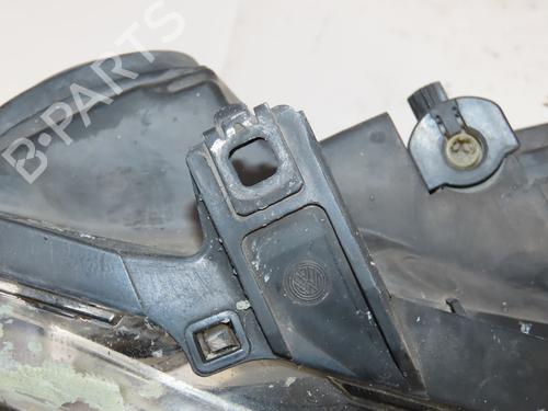 Right headlight VW POLO IV (9N_, 9A_) 1.4 TDI | BP30333323C29