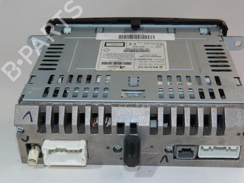 Used Radio DACIA SANDERO II 1.5 dCi (90 hp) 26876762