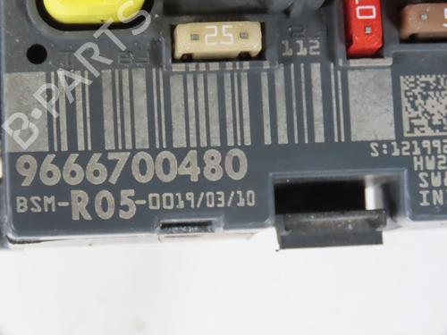 Fuse box PEUGEOT 308 I (4A_, 4C_) 1.6 HDi | BP27975804E1 