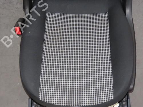 Left front seat RENAULT TWINGO III (BCM_, BCA_) 1.0 SCe 65 (BCMJ) | BP37431577C15 - Image 2