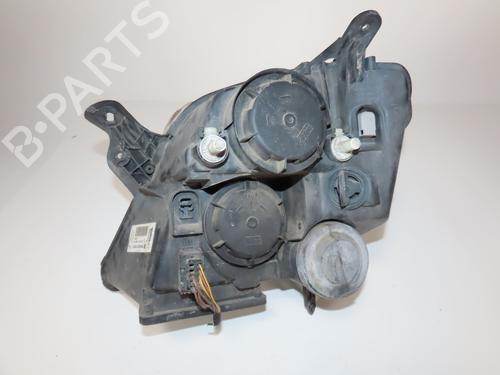 Used Right headlight OPEL MERIVA A MPV (X03) 1.7 CDTI (E75) (100 hp) 26590545