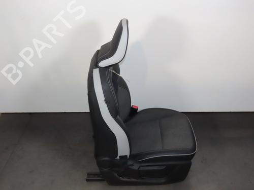 right-front-seat-renault-captur-ii-hf_-2020-40051904 main image