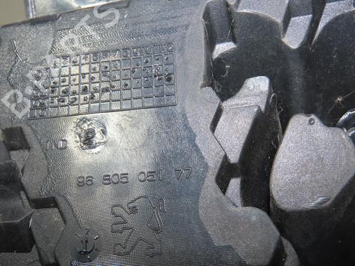 Used Grille PEUGEOT 308 I (4A_, 4C_) 1.6 HDi (90 hp) 23162006