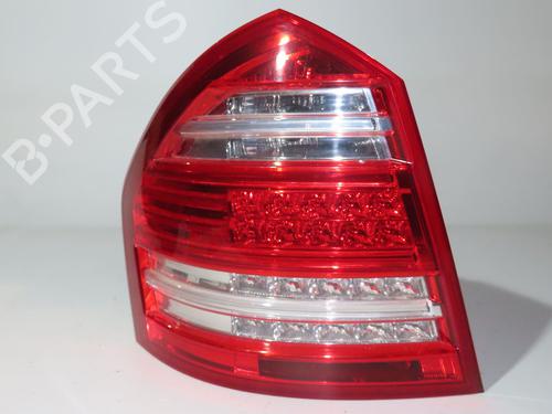 Left taillight MERCEDES-BENZ GL-CLASS (X164) GL 450 CDI 4-matic (164.828) | BP29758901C34 