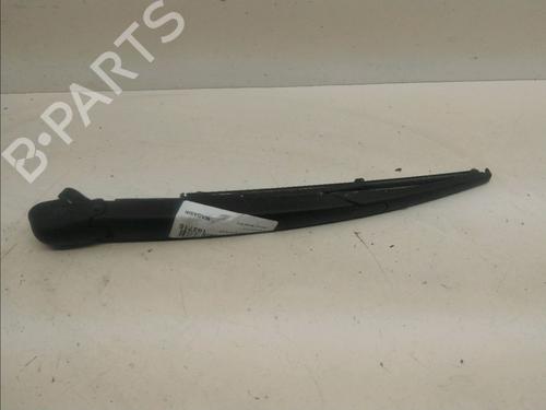 Used Rear windshield wiper arm LANCIA YPSILON (312_) 1.2 (312.PXA1A, 312.YXA1A) (69 hp) 15547358