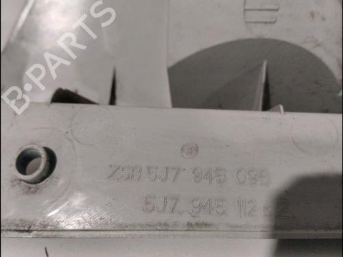 Right taillight SKODA ROOMSTER (5J7) 1.4 TDI | BP23164991C35