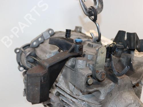 Used Gearbox Gearbox VOLVO V70 II (285) 2.4 D (131 hp) 35746926 35746926