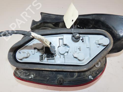 Used Left taillight Left taillight RENAULT MODUS / GRAND MODUS (F/JP0_) 1.5 dCi (FP0F, JP0F) (86 hp) 33478975 33478975
