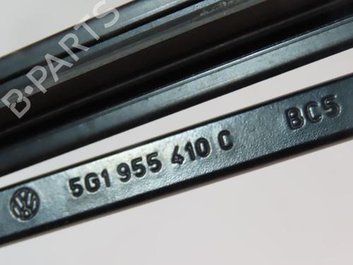 front-windshield-wiper-arm-vw-golf-vii-5g1-bq1-be1-be2-2012-2013-2014-2015-2016-2017-2018-2019-2020-2021-28136823 main image