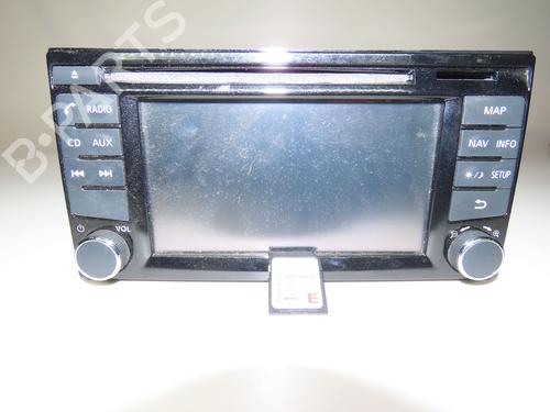 Used Radio NISSAN NOTE (E12) 1.2 (80 hp) 17469971
