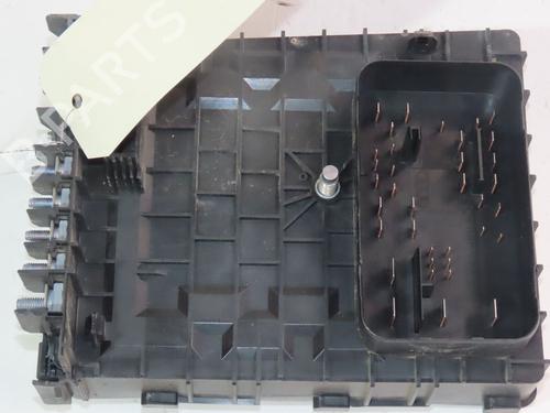 Used Fuse box VW GOLF VI (5K1) 2.0 TDI (110 hp) 25886060