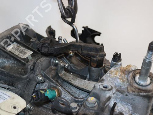 Used Gearbox Gearbox RENAULT EXPRESS Box Body/MPV 1.3 TCe 100 (F6MA) (102 hp) 36100524 36100524