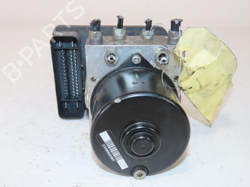 Used ABS pump FORD FOCUS II (DA_, HCP, DP) 1.6 TDCi (90 hp) 27530811