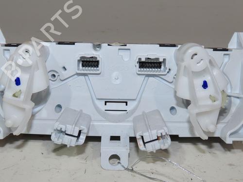 climate-control-renault-clio-v-b7_-2019-24487703 main image