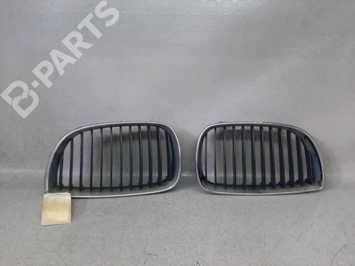Used Grille BMW 1 (E87) 118 d (122 hp) 9011014