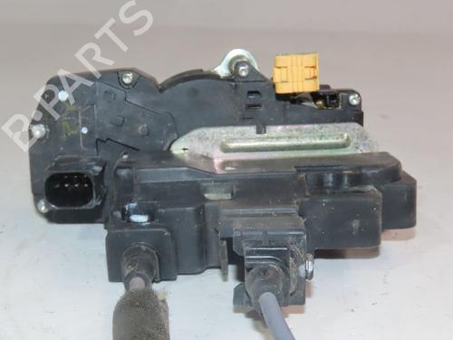Serrure arrière gauche CHEVROLET CAPTIVA (C100, C140) 2.0 D 4WD (150 hp) 26512361