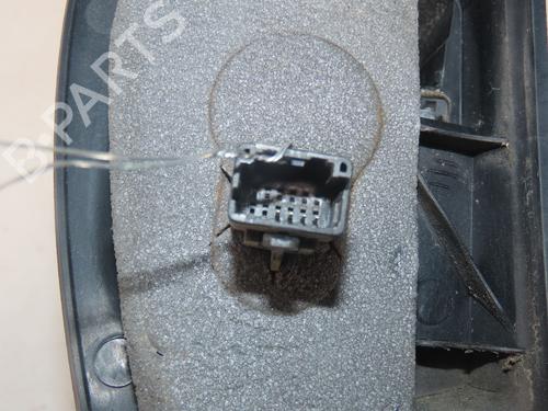 front-right-seatbelt-renault-clio-v-b7_-2019-39602323 main image