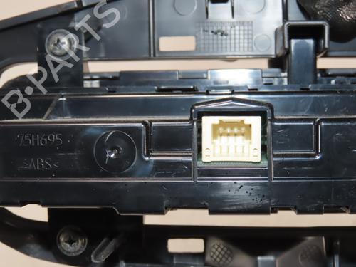Climate control TOYOTA AURIS (_E18_) 1.2 (NRE185_, NRE185R) | BP37276806I5 - Image 3