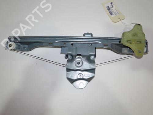 Used Front right window mechanism Front right window mechanism SMART FORFOUR Hatchback (453) electric drive (453.091) (82 hp) 33562421 33562421