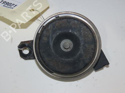 Used Horn TOYOTA YARIS (_P13_) 1.0 (KSP130_, KSP130) (69 hp) 24919429