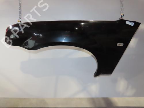 Left front fenders CHRYSLER 300C (LX, LE) 3.0 V6 CRD (211 hp) 17372337