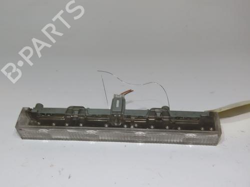 Used Third brake light Third brake light TOYOTA YARIS (_P9_) 1.4 D-4D (NLP90_, NLP90R) (90 hp) 19025755 19025755