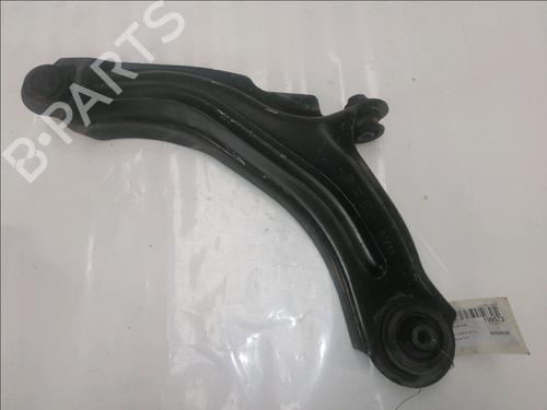 Used Right front suspension arm RENAULT CLIO IV (BH_) 0.9 TCe 75 (BHNP) (76 hp) 17453307